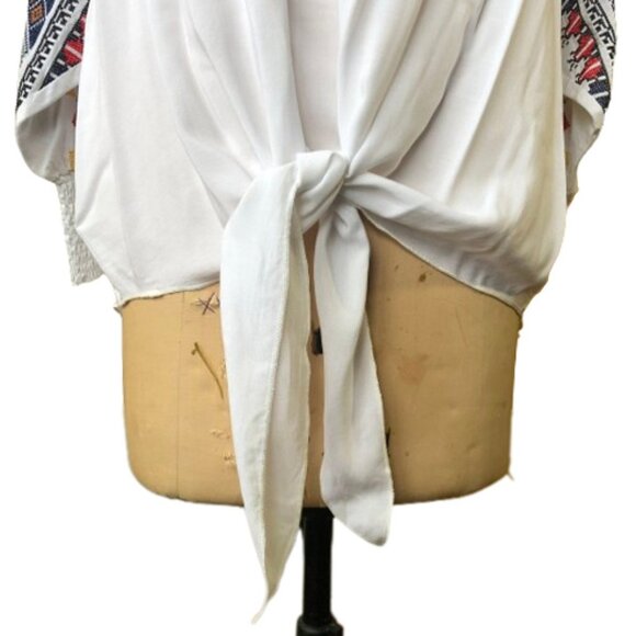 NWOT Boho embroidered tie front white loose light tunic top blouse - Picture 8 of 16